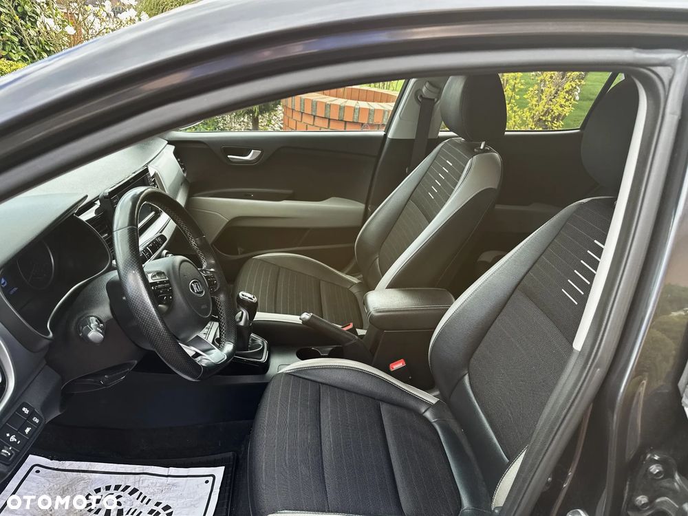 Kia Stonic 1.0 T-GDI M - 33