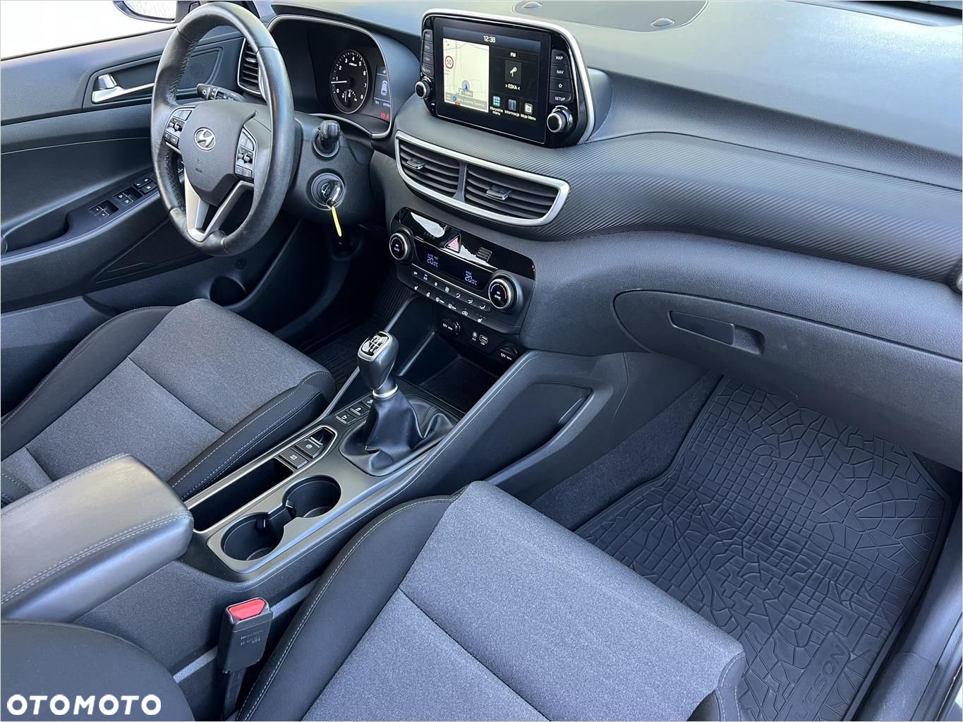 Hyundai Tucson 1.6 GDI BlueDrive Comfort 2WD - 20