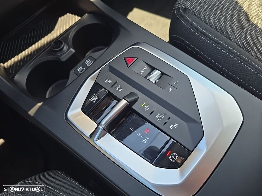 BMW 216 Standard — fotografia 16