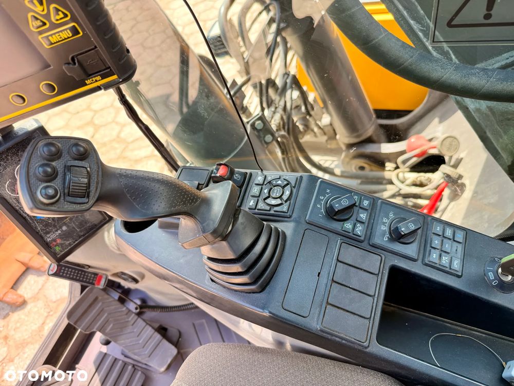 Volvo EC220EL koparka gąsienicowa, 3D Leica MCP80, głowica Engcon - 11