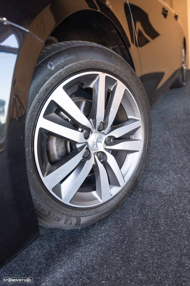 Peugeot 308 SW BlueHDi 130 Stop & Start Allure - 18