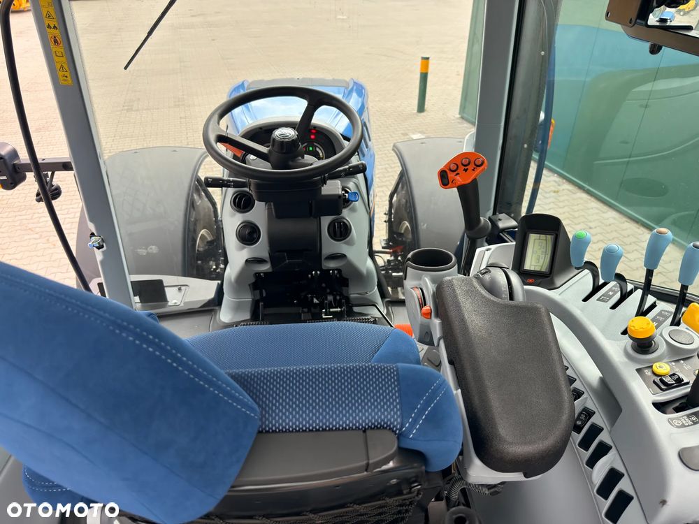 New Holland T7.215S - 5