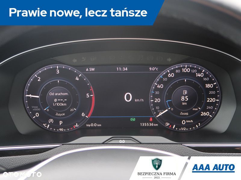 Volkswagen Passat - 12
