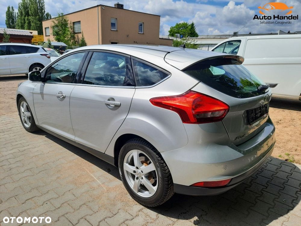 Ford Focus 1.5 EcoBoost STart-Stopp-System TITANIUM - 11