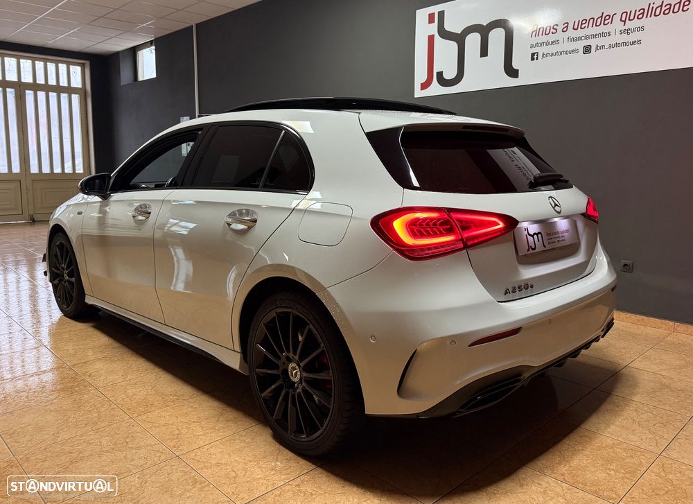Mercedes-Benz A 250 e 8G-DCT AMG Line Advanced Plus - 22