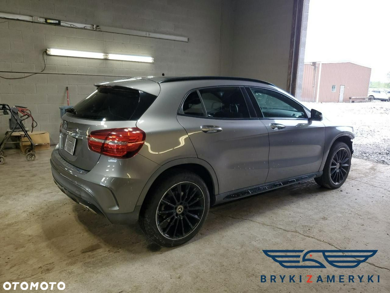 Mercedes-Benz GLA - 3