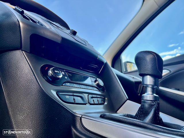 Ford Focus 1.0 EcoBoost S&S SYNC Edition - 16