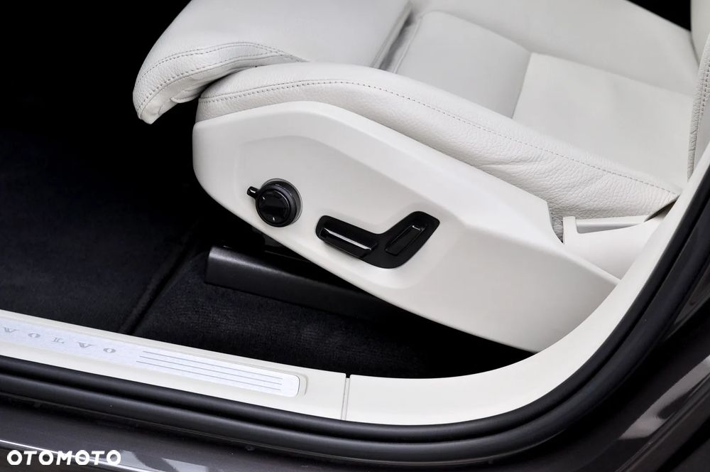 Volvo XC 60 B4 D Geartronic Inscription - 15