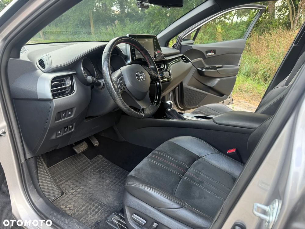 Toyota C-HR 2.0 Hybrid GR Sport - 4