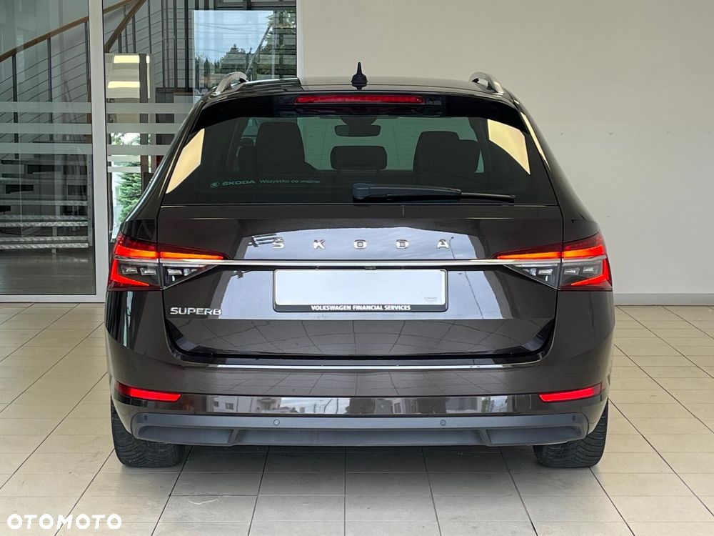 Skoda Superb 2.0 TSI DSG Style - 10