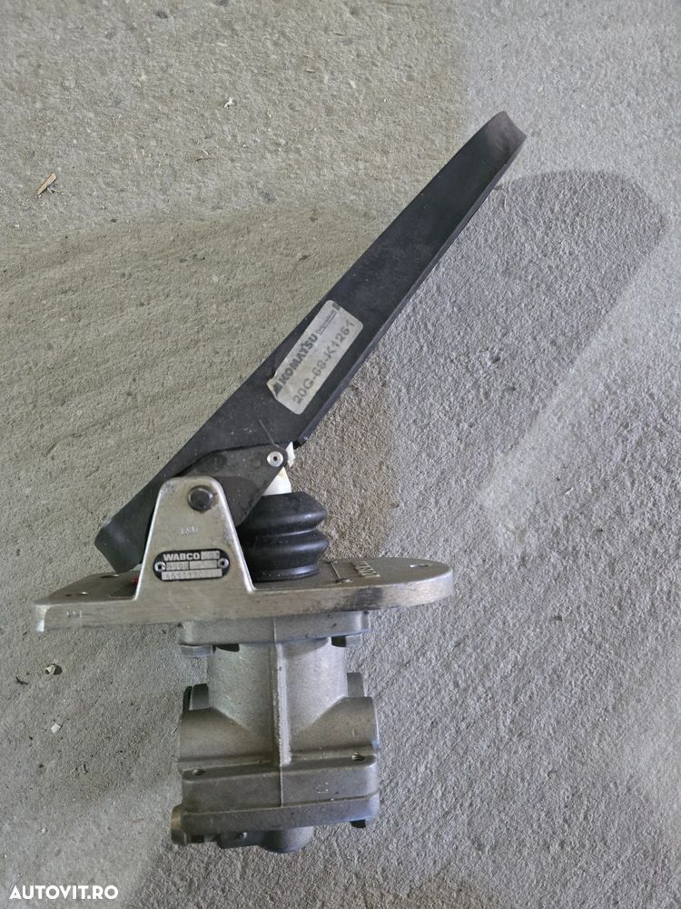 Supapa Frana Picior WABCO 4611130010 / Komatsu 20G-68-K1261 - NOUA IN CUTIE - 1