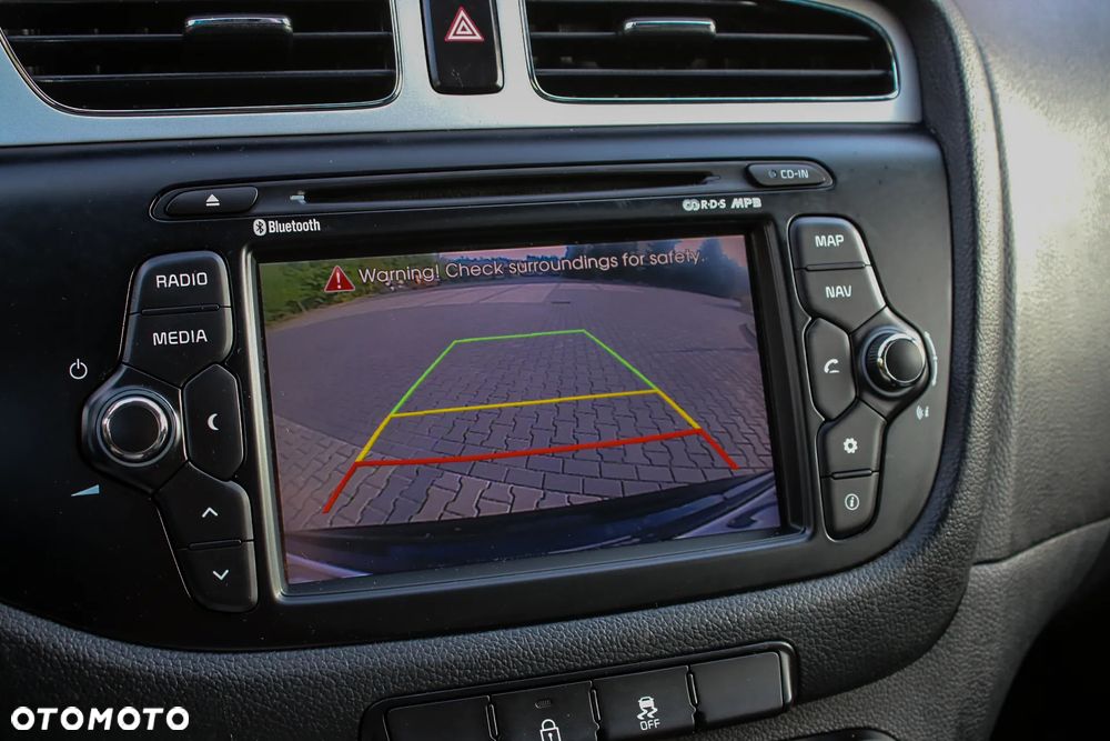 Kia Ceed 1.6 CRDi 128 ISG SW Vision - 21