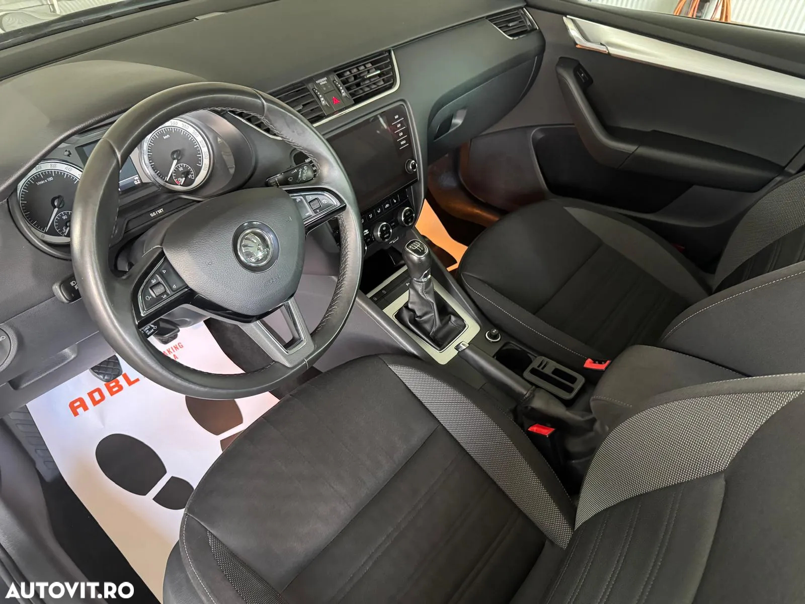 Skoda Octavia Combi 1.6 TDI Ambition - 11