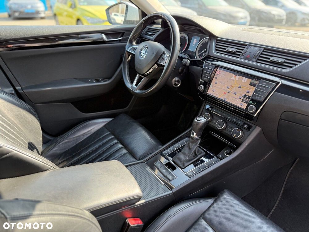 Skoda Superb 2.0 TSI 4x4 L&K DSG - 36