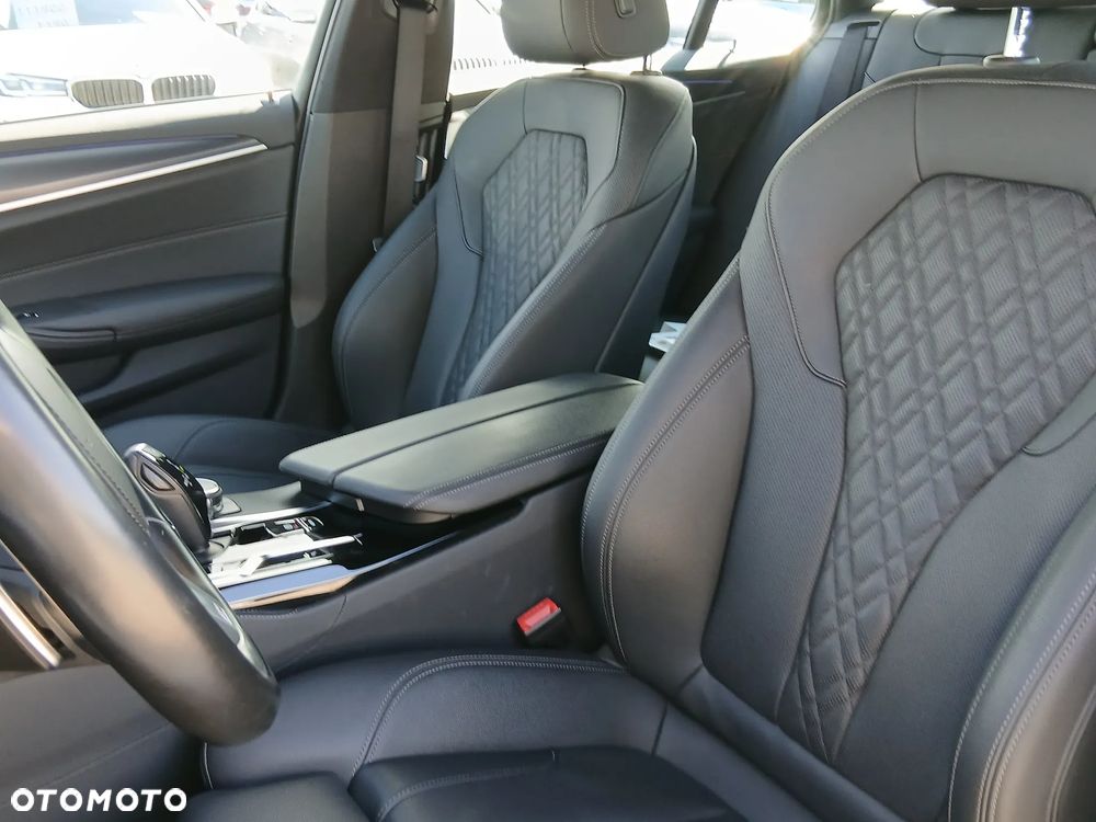 BMW Seria 5 520i M Sport sport - 16