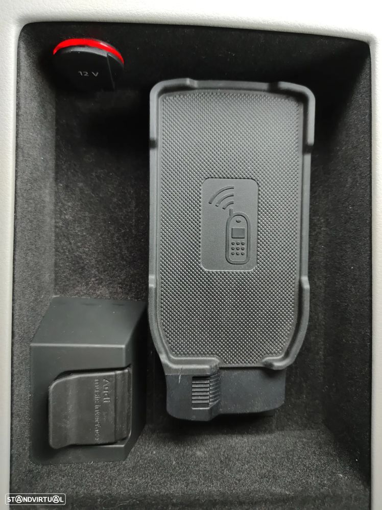 Audi A6 Avant 2.0 TDI Ultra DPF S tronic - 32