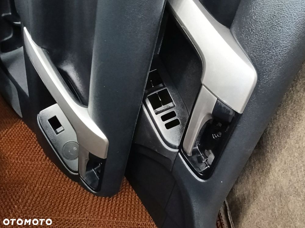 TOYOTA LAND CRUISER 150 18-24r Kanapy Fotele Boczki Tunel - 12