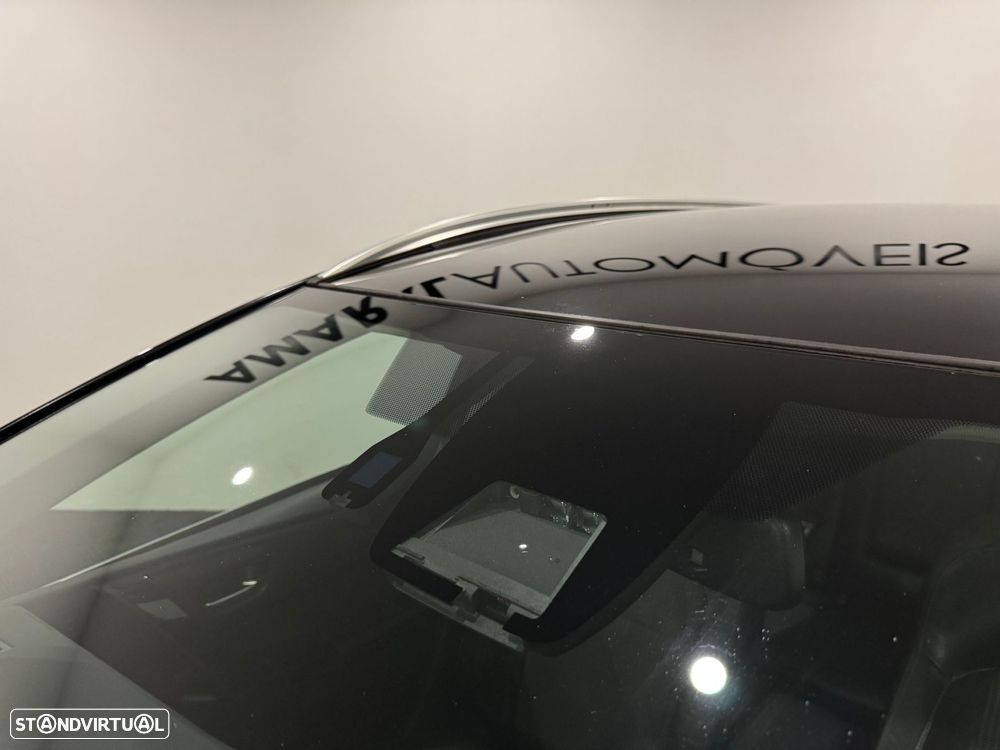 Toyota Auris Touring Sports 1.8 HSD Comfort +P.Techno+P.Sport - 16
