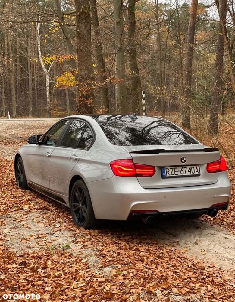BMW Seria 3 320d - 10