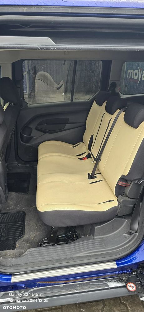 Ford Tourneo Connect Grand ver-1-5-ecoblue-titanium-powershift - 5