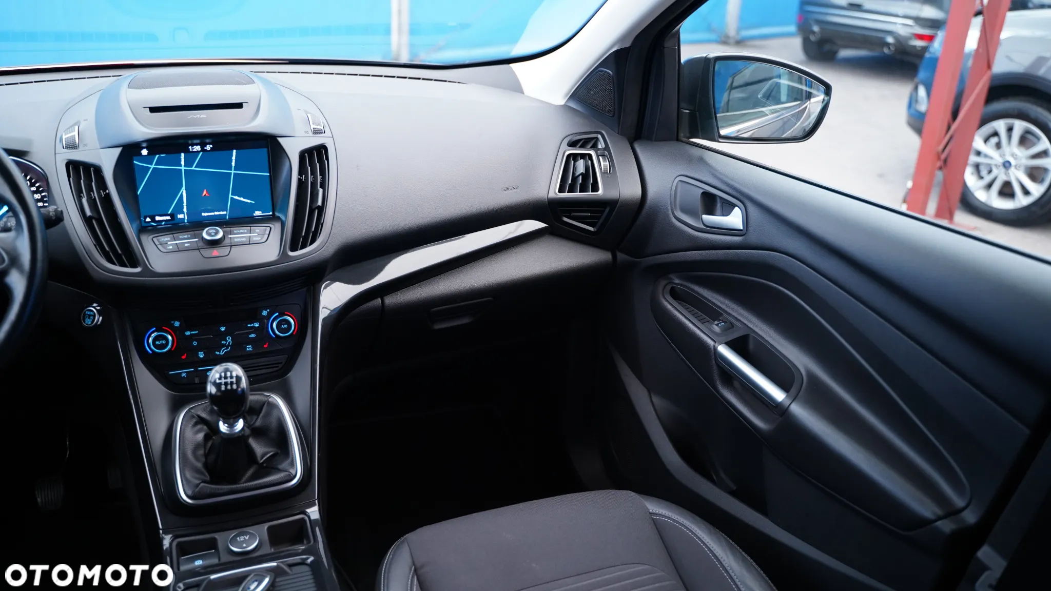 Ford Kuga - 22