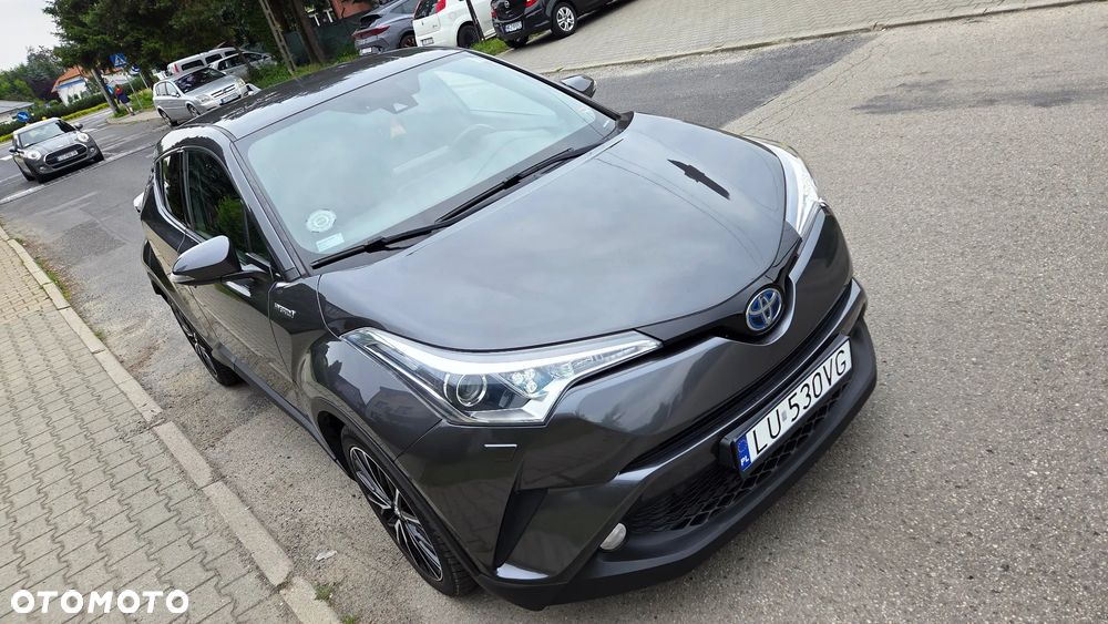 Toyota C-HR Business-Edition - 11