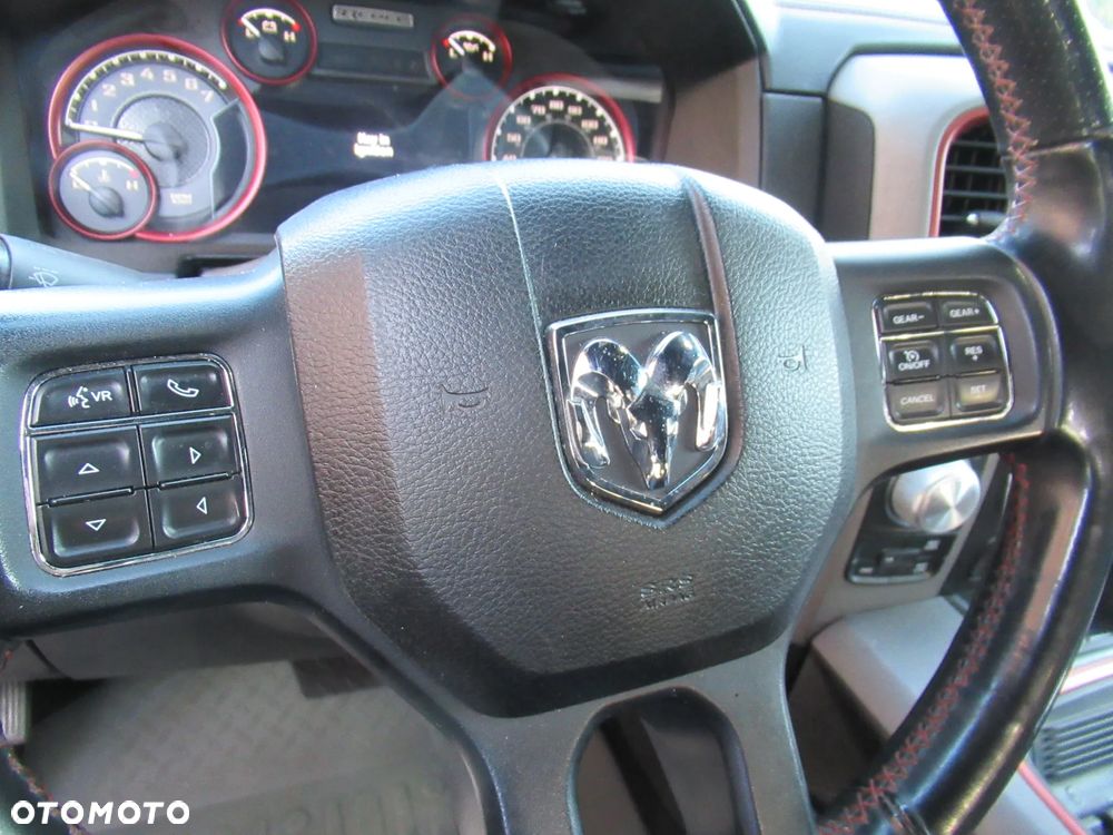 Dodge RAM 1500 5.7 4x4 - 38
