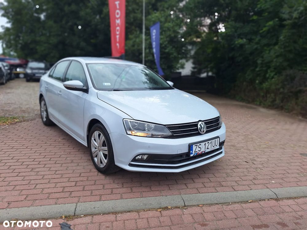 Volkswagen Jetta - 9