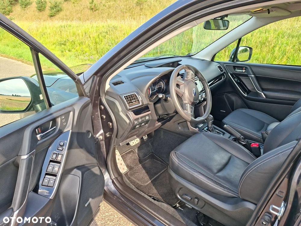 Subaru Forester 2.0 XT Platinum Lineartronic - 15