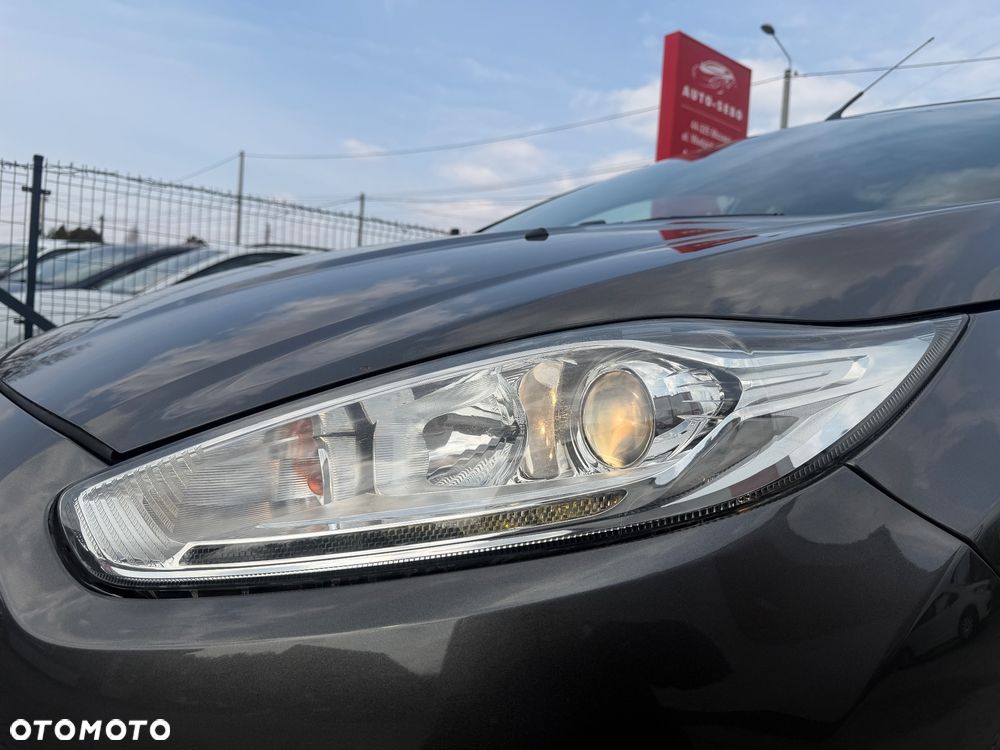 Ford Fiesta 1.0 EcoBoost S&S TITANIUM - 33