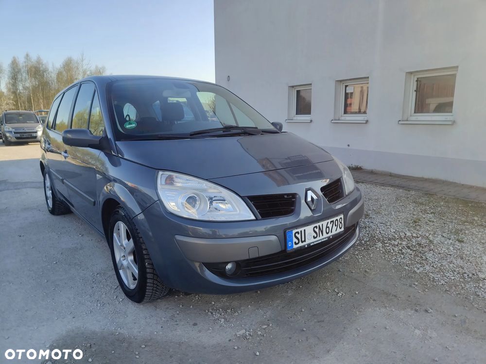 Renault Scenic - 10