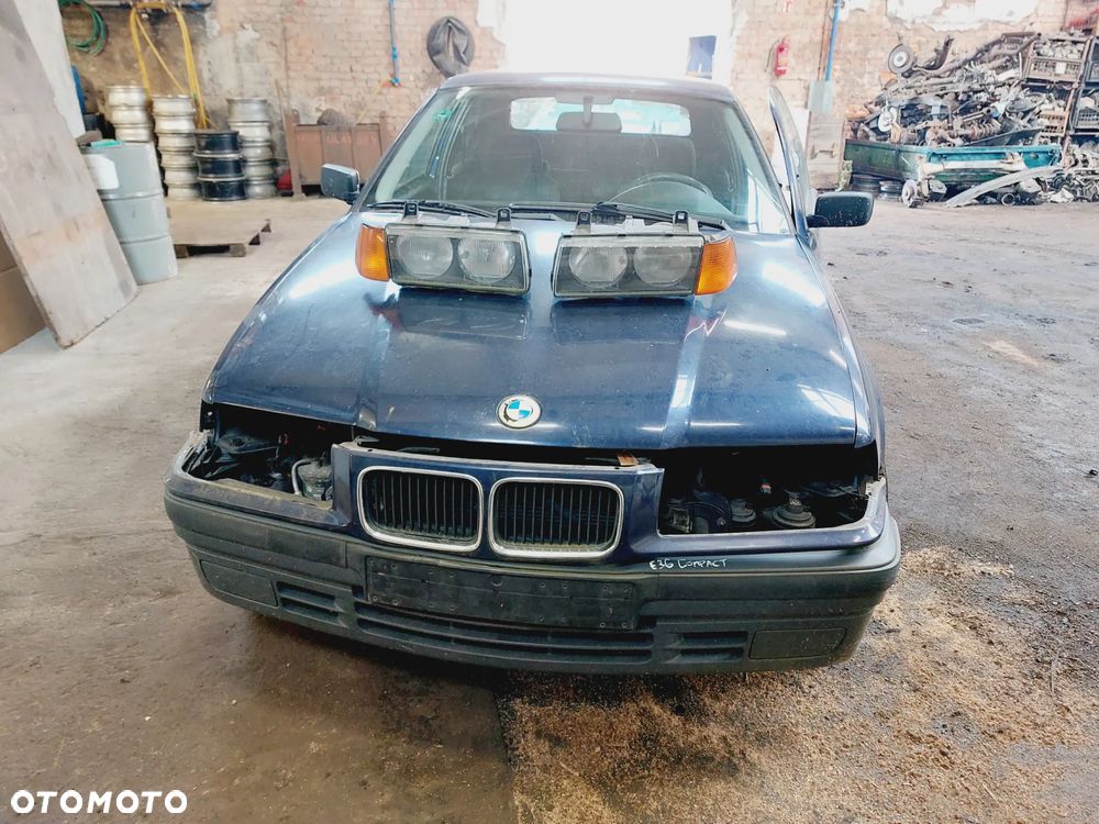 Zderzak BMW E36 1,6B 99R. lampy,drzwi,klapa,maska.... - 1
