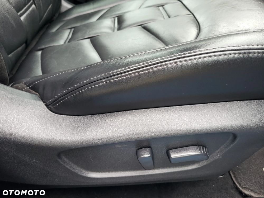 Nissan Qashqai 1.6 DCi 4x4 N-Connecta - 23