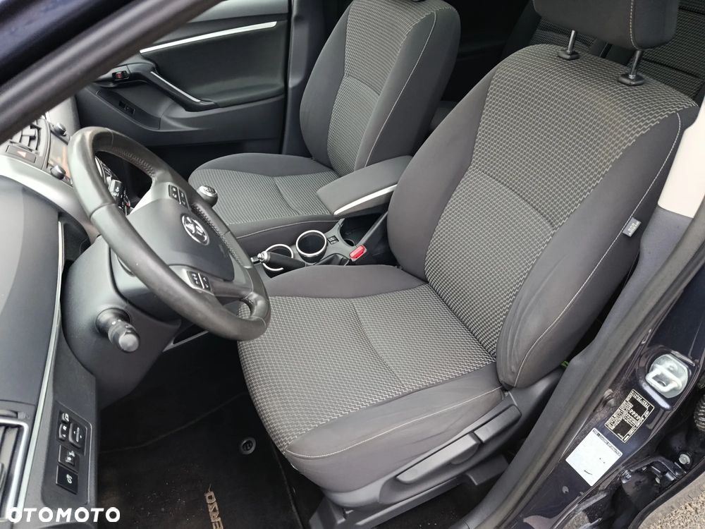 Toyota Verso 1.8 5-Sitzer Skyview Edition - 16