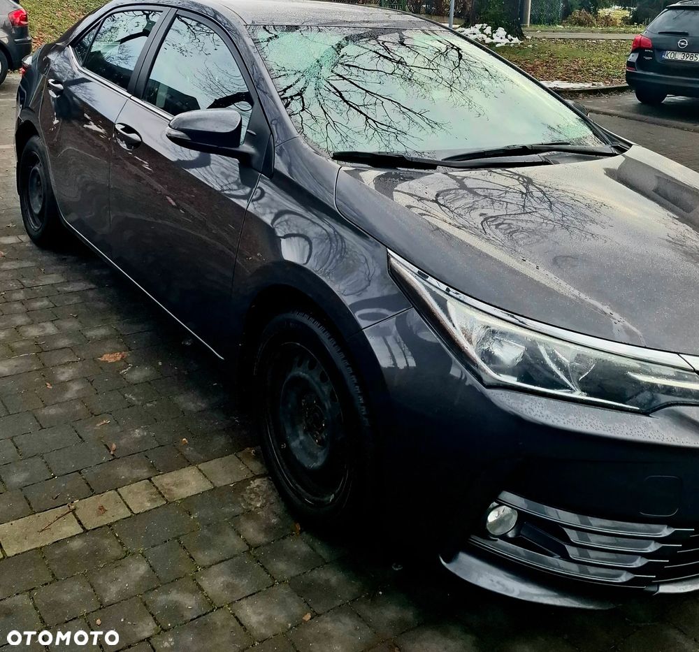 Toyota Corolla 1.6 Comfort - 10