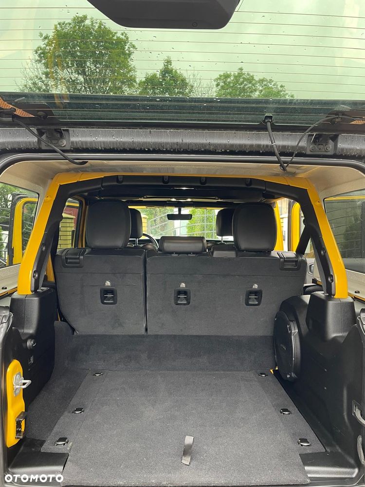 Jeep Wrangler 2.0 4xe Plug-In Hybrid Hardtop Sahara - 9