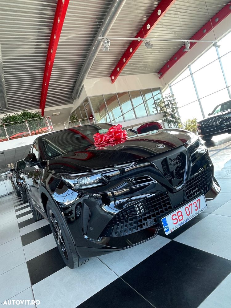 Alfa Romeo Junior 1.2 FWD eDCT6 MHEV Ibrida Speciale - 9