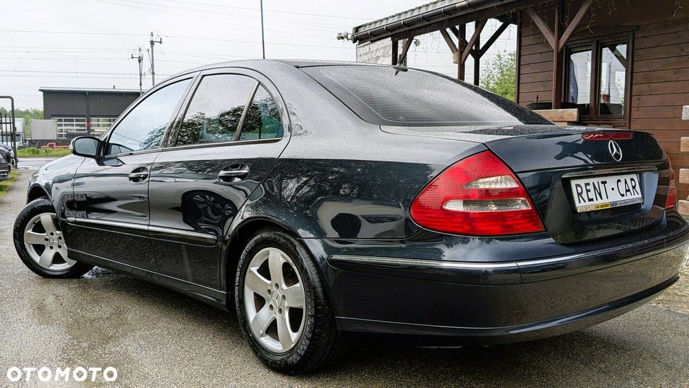 Mercedes-Benz Klasa E - 9