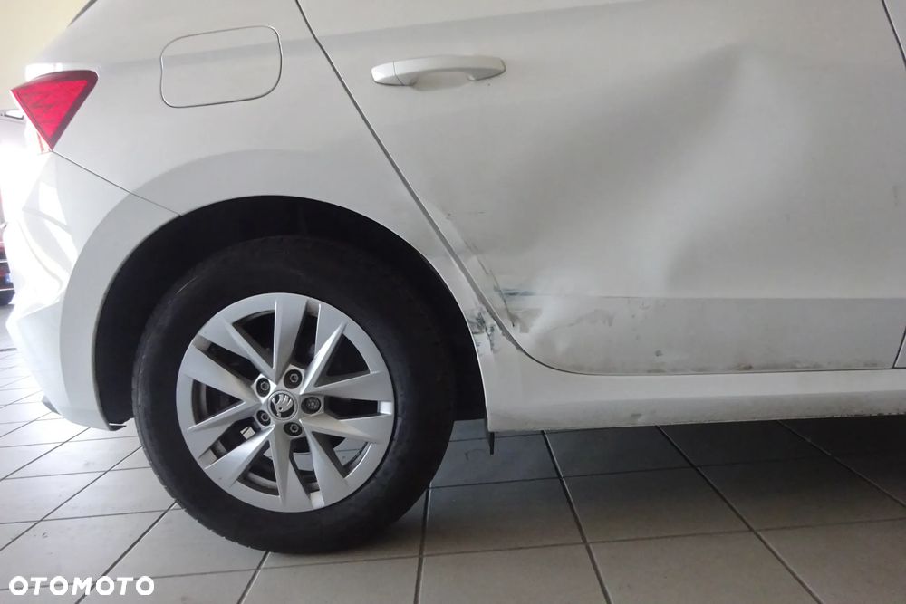 Skoda Fabia 1.0 Ambition - 12