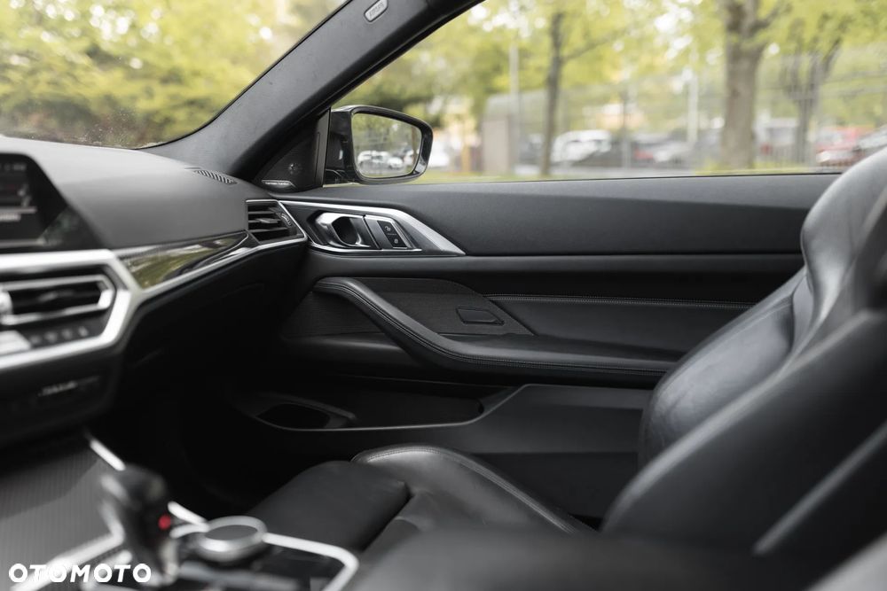 BMW M4 Competition M xDrive sport - 18