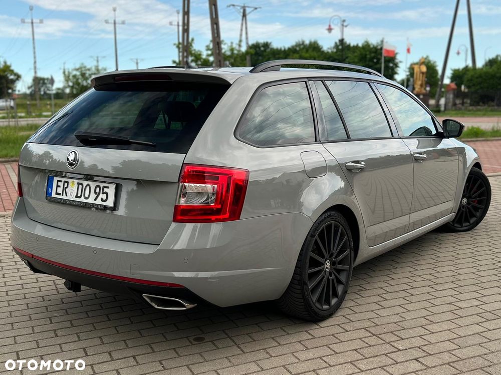 Skoda Octavia 2.0 TDI DSG RS - 6