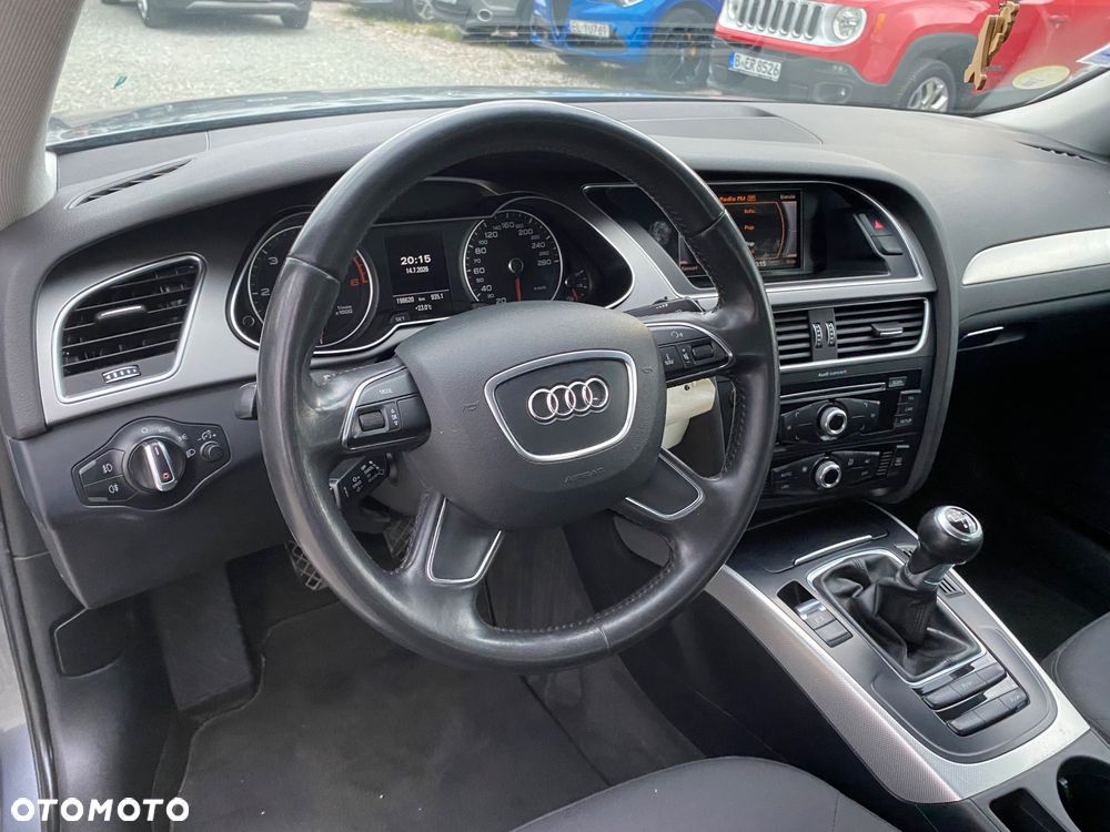 Audi A4 Limousine 2.0 TDI DPF clean diesel Ambiente - 19