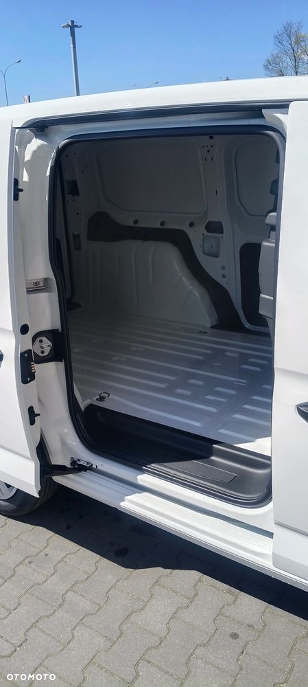 Volkswagen Caddy Cargo Maxi - 8