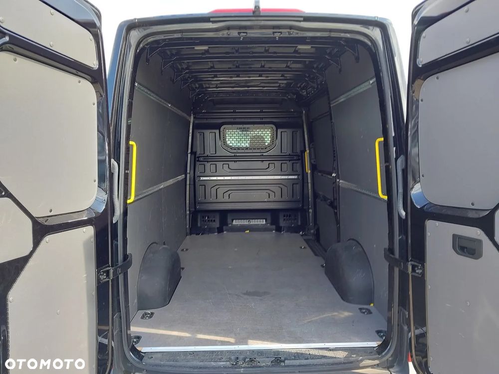 Volkswagen Crafter - 22