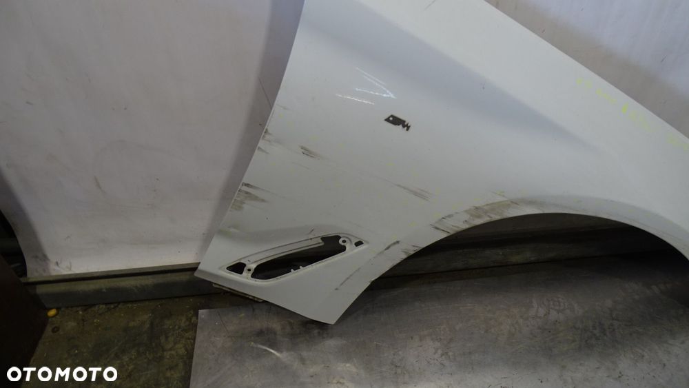 BŁOTNIK PRAWY PRZEDNI BMW G30 - 4