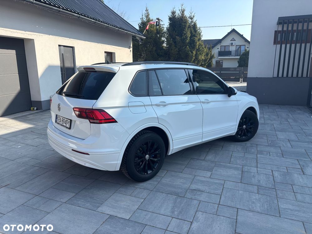 Volkswagen Tiguan - 4