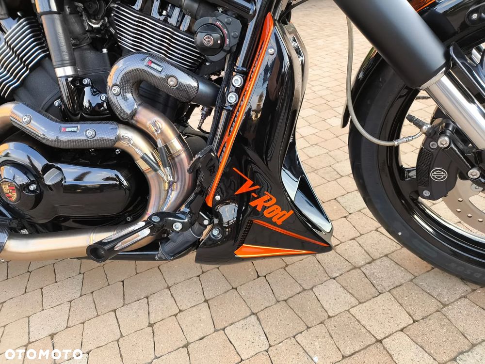 Harley-Davidson V-Rod Muscle - 13
