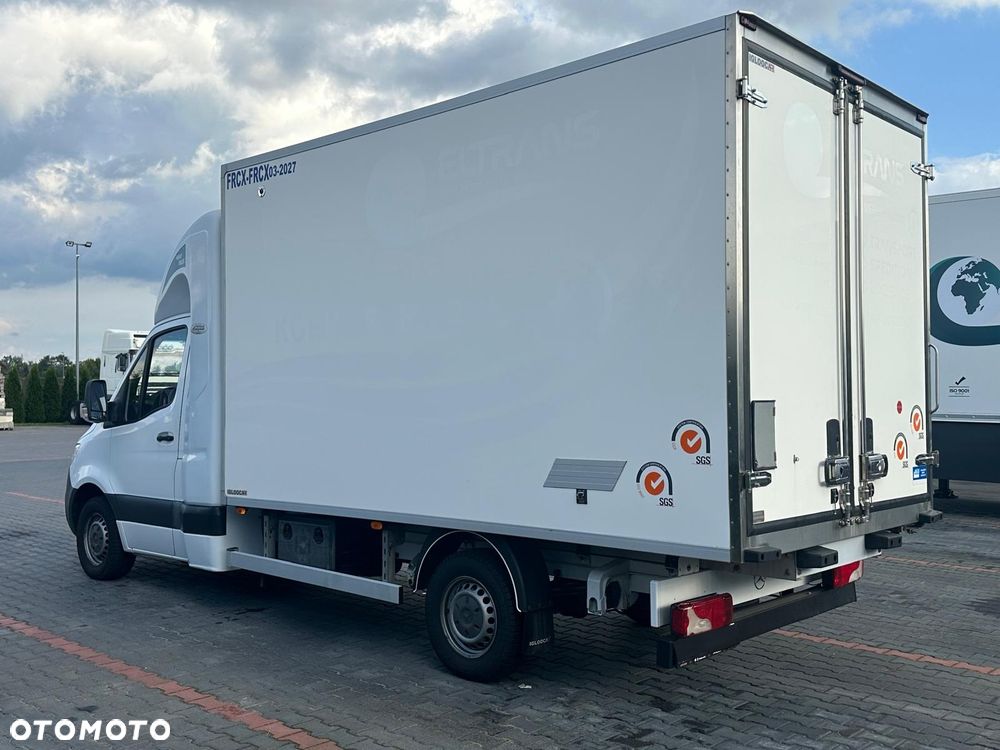 Mercedes-Benz Sprinter - 3