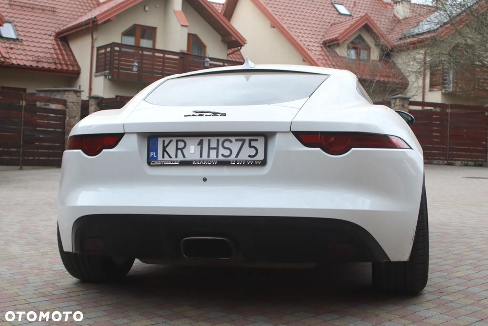 Jaguar F-Type 2.0 Turbo R-Dynamic - 4