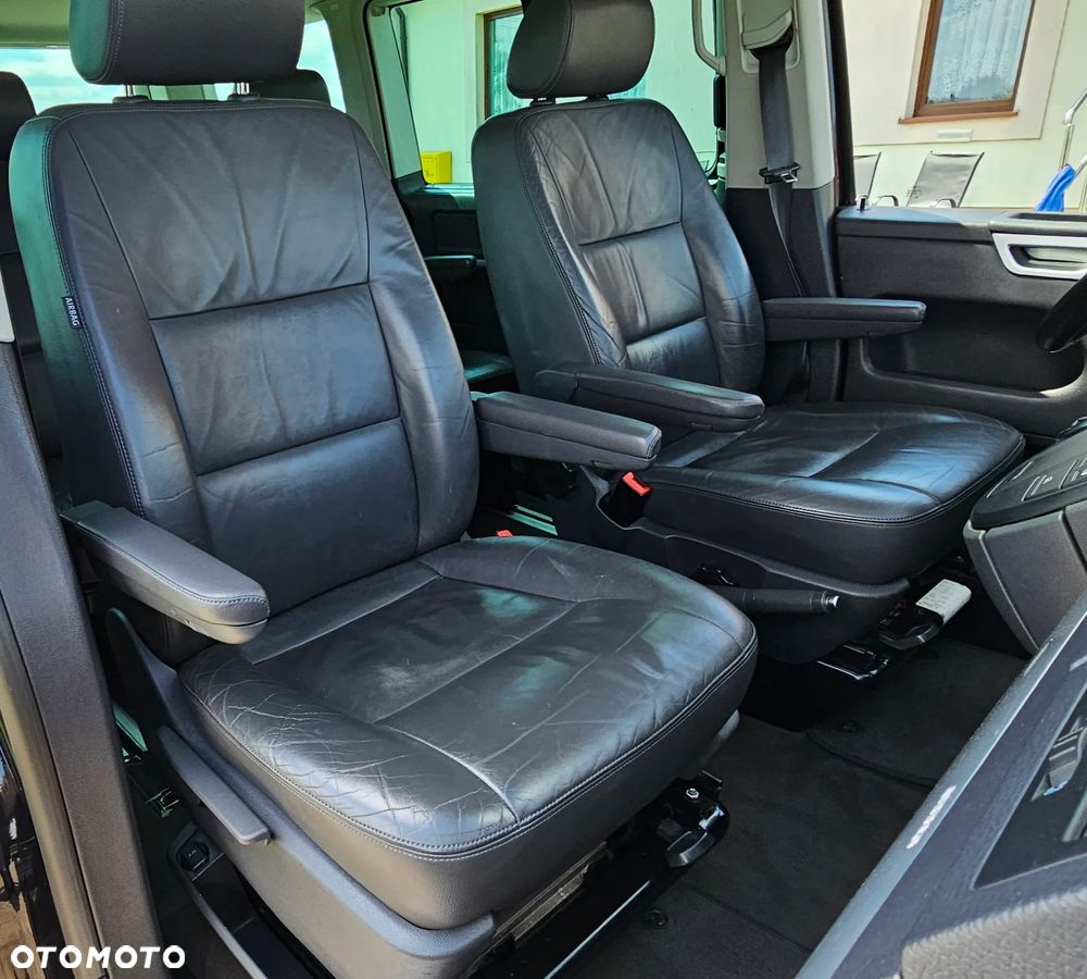 Volkswagen Multivan - 14